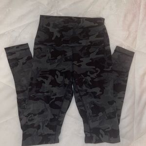 camo lululemon leggings